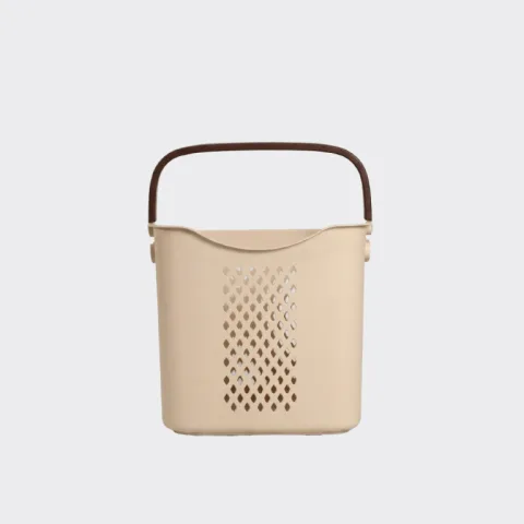 Large laundry basket with handle